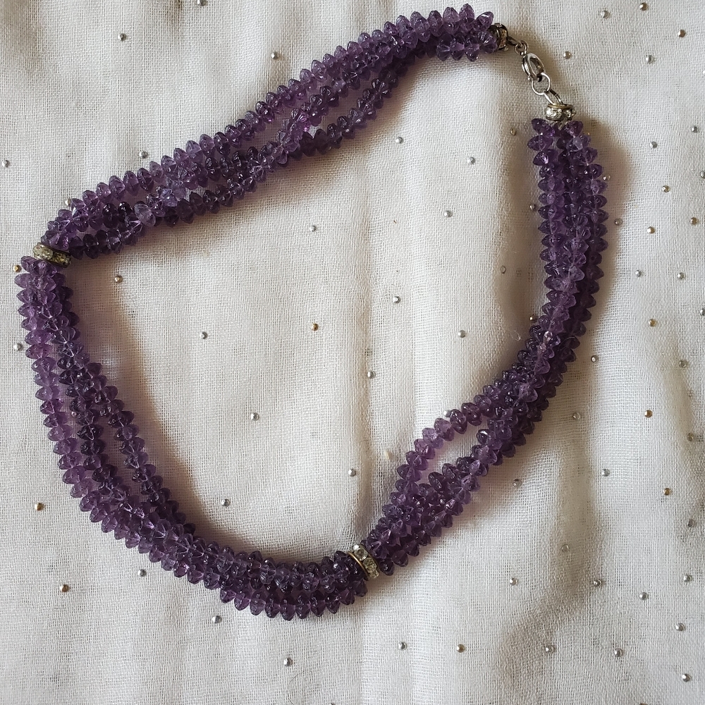 Vintage Victorian purple glass choker 16" w/ rinestone